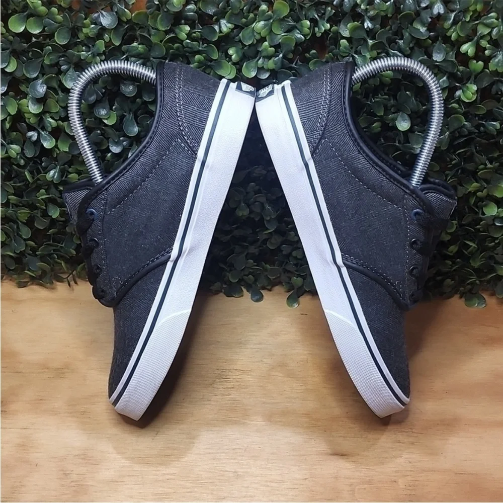 Vans Off‎ the Wall Charcoal Gray Lace Up Fabric Sneaker Youth Size 5